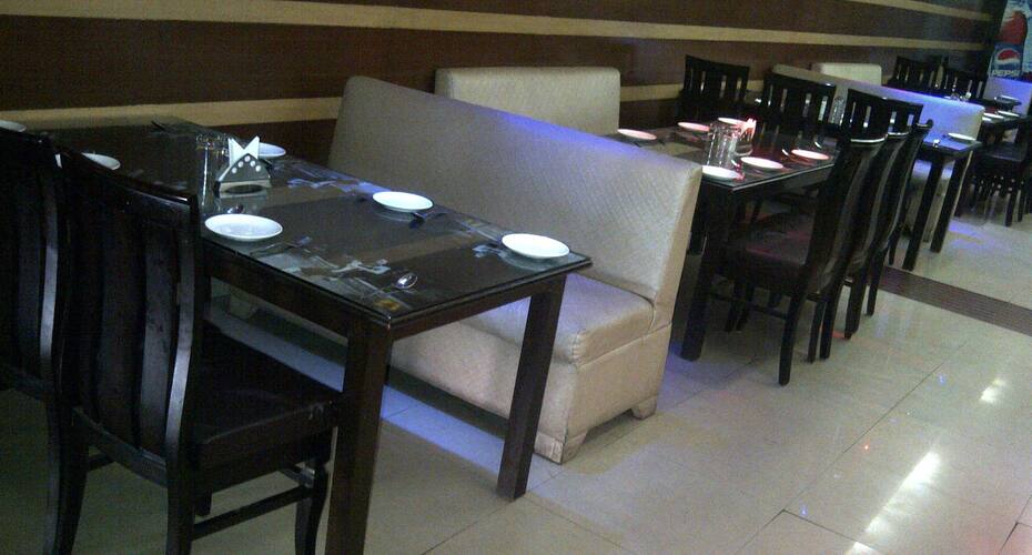 Hotel Akash, Faridabad 4
